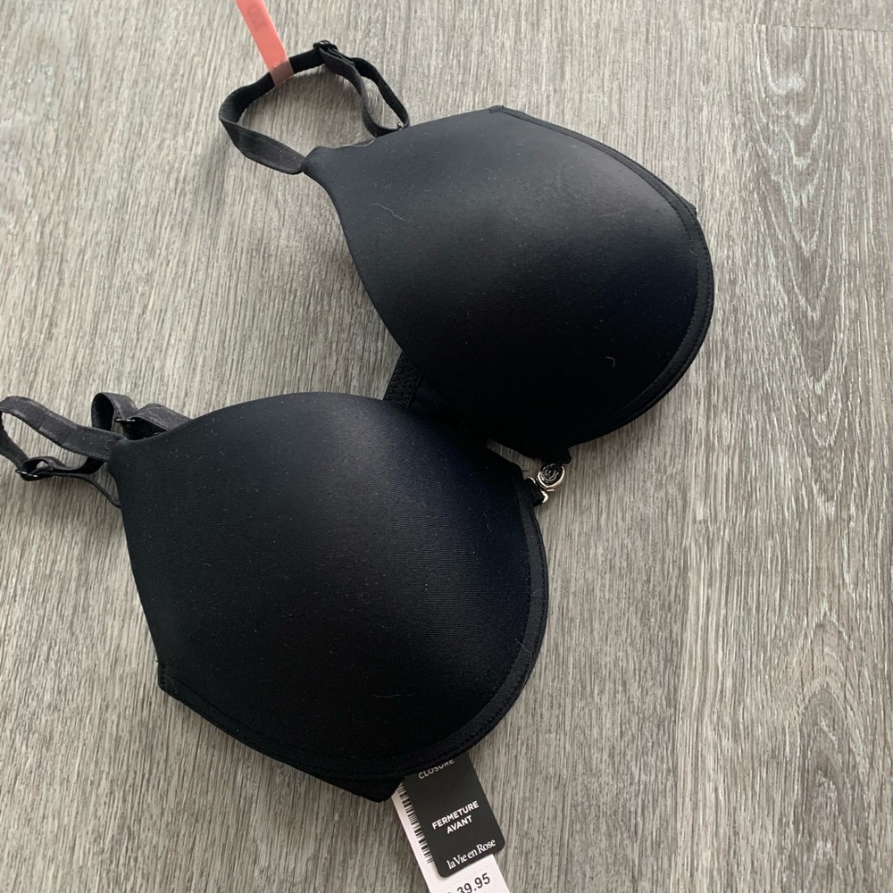 NWT // LA VIE EN ROSE 🌹 Magnetic Front Closure Bra